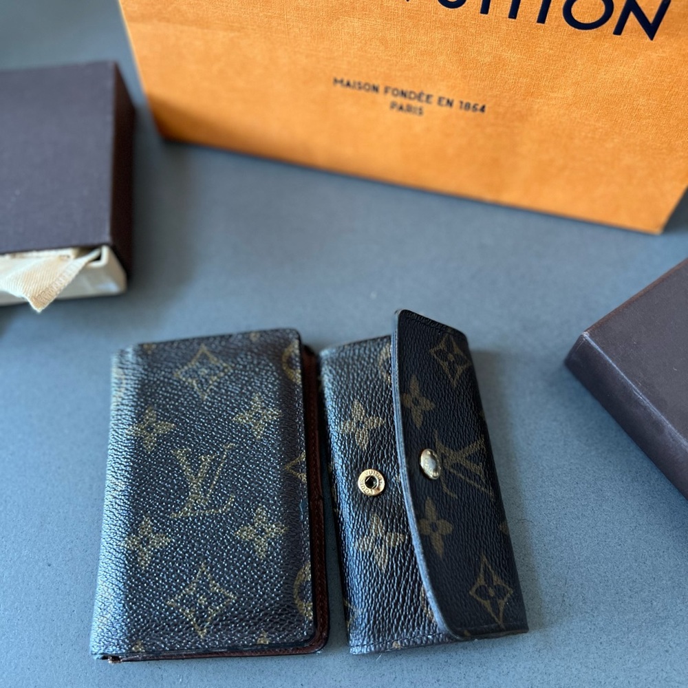 Monogram pocket organizer and key holder